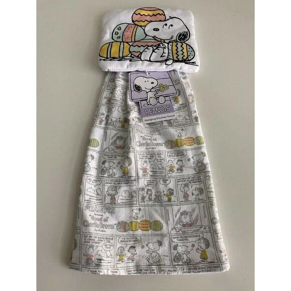 Peanuts Snoopy Hanging Kitchen Towel Easter Charlie Brown Lucy Comic Pastel NWT - Picture 1 of 8